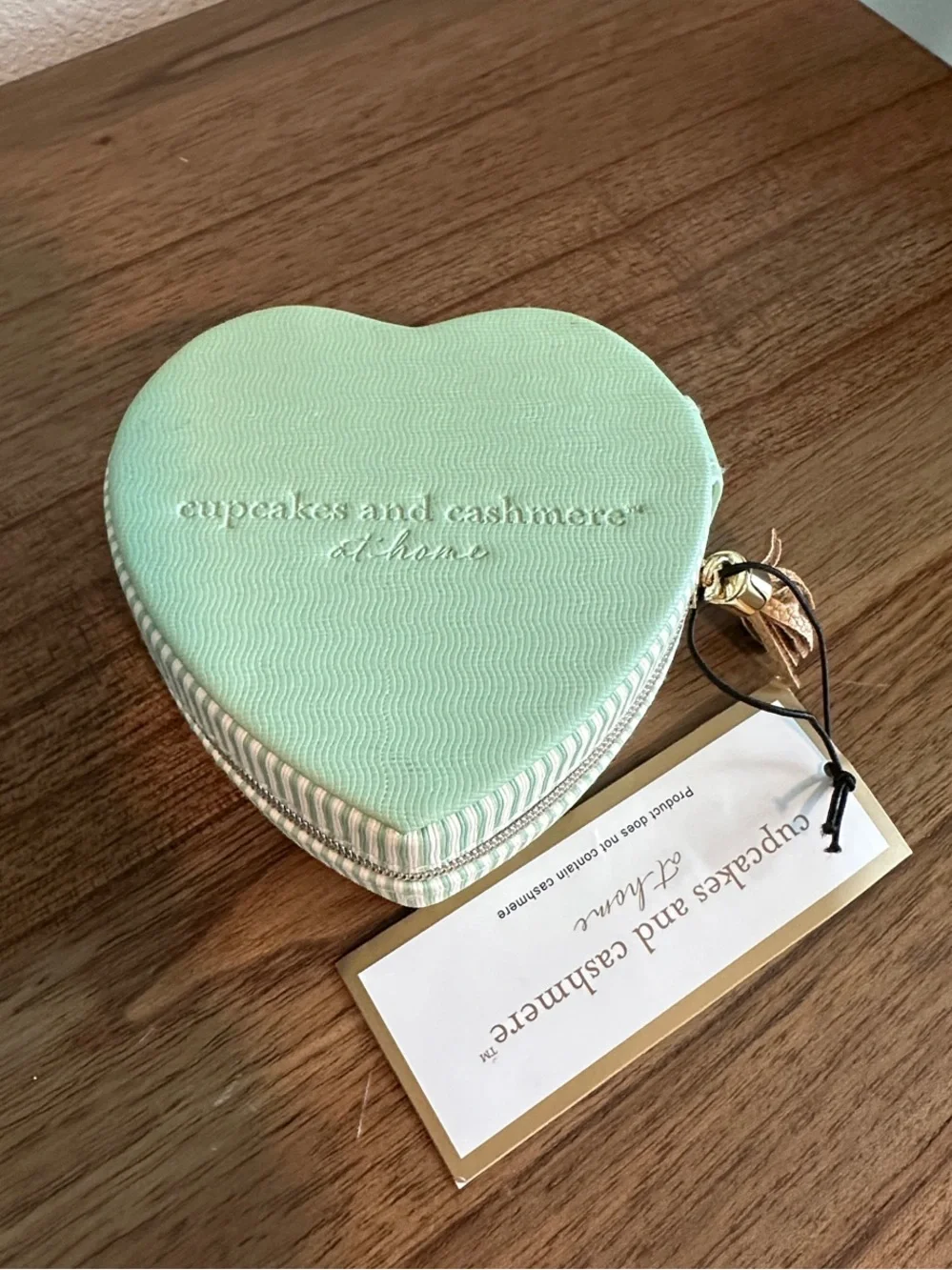 NWT - Cupcakes & Cashmere Mint and Pink Heart Jewelry Case